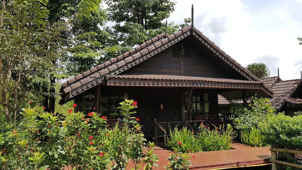 Montania Lifestyle Hotel Khao Sok National Park Exterior foto